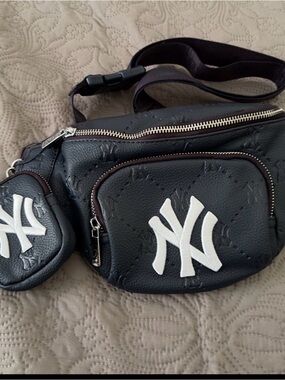 Black Leather Crossbody Belt Bag